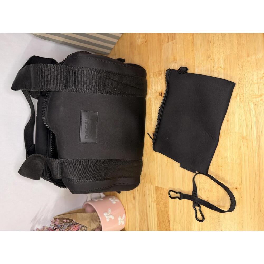 Dagne Dover Small Landon Carryall Duffel Bag – Black